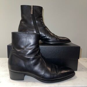 Saint Laurent Men’s Black Wyatt 40 Zip Boots 43